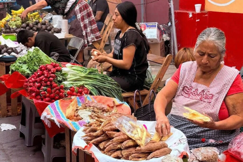 Tlacolula Sunday Market: What to Expect, What to Buy, and How to Get There Stress-Free